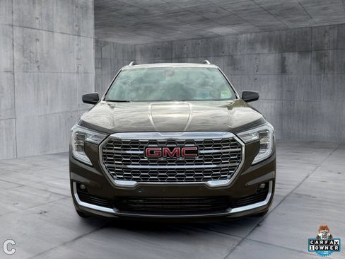 Used 2023 GMC Terrain Denali AWD/4WD image 5