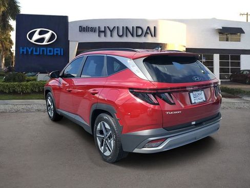 Used 2025 Hyundai Tucson SEL FWD image 4