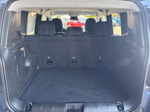 Used 2023 Jeep Renegade Latitude AWD/4WD image 18