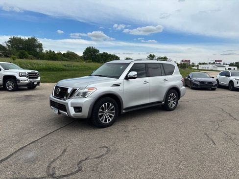 Used 2017 Nissan Armada SL w/ Technology Package AWD/4WD image 3