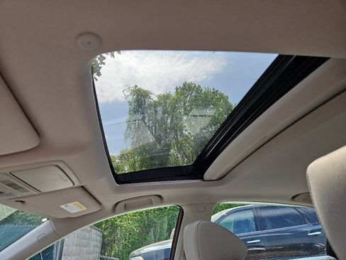 Used 2020 Honda Accord EX image 13