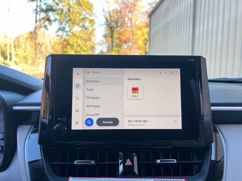 Used 2024 Toyota Corolla Cross L image 22