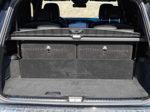 Used 2022 Mercedes-Benz GLS 450 4MATIC image 26