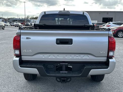Used 2023 Toyota Tacoma SR5 w/ Technology Package image 8