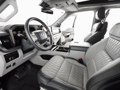 Used 2023 Ford F250 Limited w/ FX4 Off-Road Package image 12