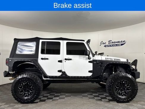 Used 2014 Jeep Wrangler Unlimited Sport image 5