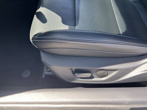 Used 2024 Ford Mustang Premium image 10