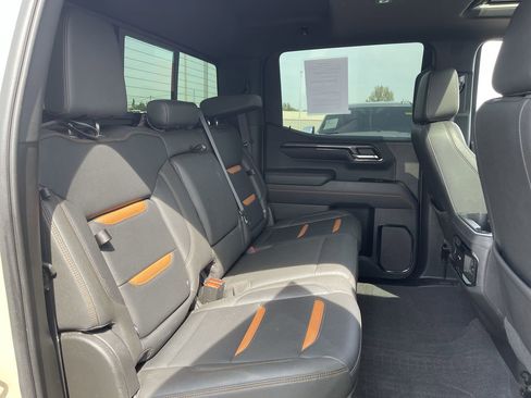 Used 2022 GMC Sierra 1500 AT4 w/ AT4 Premium Package image 28