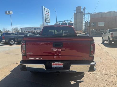 Used 2018 GMC Sierra 1500 SLT image 8