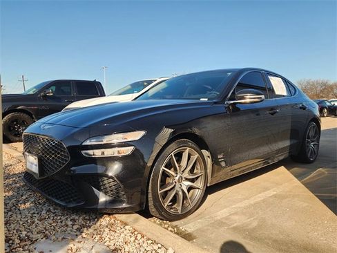 Used 2022 Genesis G70 3.3T image 1