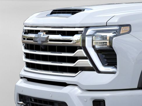 New 2026 Chevrolet Silverado 3500 High Country w/ High Country Premium Package AWD/4WD image 15