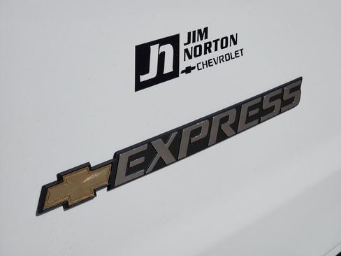 New 2025 Chevrolet Express 3500 Extended w/ Driver Convenience Package image 7