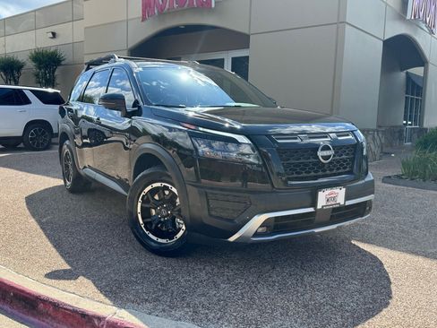 Used 2024 Nissan Pathfinder Rock Creek image 1