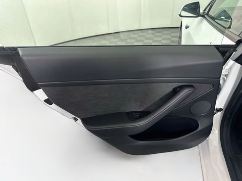 Used 2021 Tesla Model 3 Standard Range Plus RWD image 26
