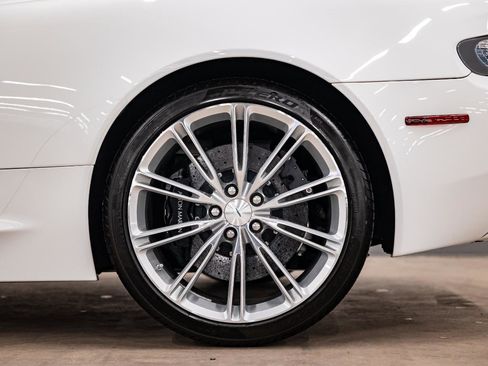 Used 2012 Aston Martin Virage Coupe image 22