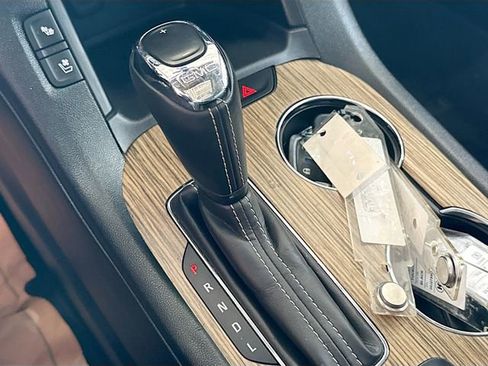 Used 2017 GMC Acadia Denali w/ Technology Package image 18