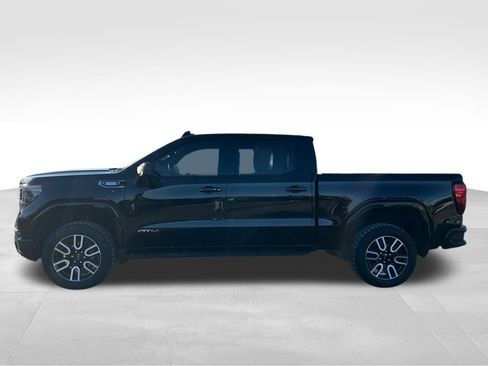 Used 2025 GMC Sierra 1500 AT4 w/ AT4 Premium Package image 13