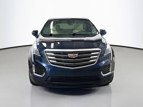 Used 2017 Cadillac XT5 Luxury w/ Driver Awareness Package AWD/4WD image 2