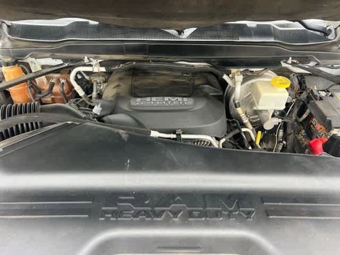 Used 2019 RAM 2500 Big Horn image 16