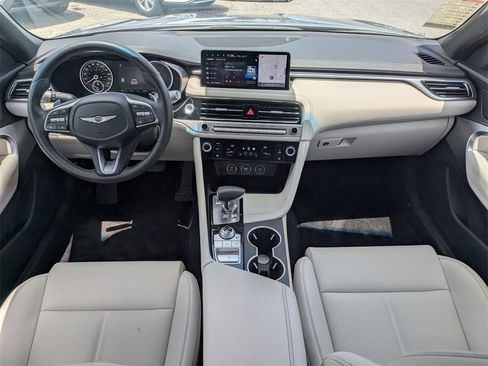 Used 2025 Genesis G70 2.5T image 14