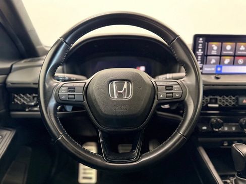 Used 2023 Honda Accord Sport image 14