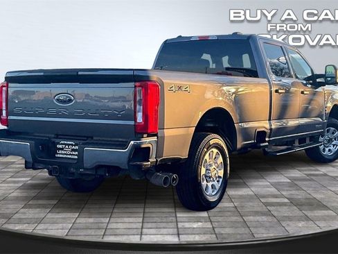 Used 2024 Ford F250 XLT image 13