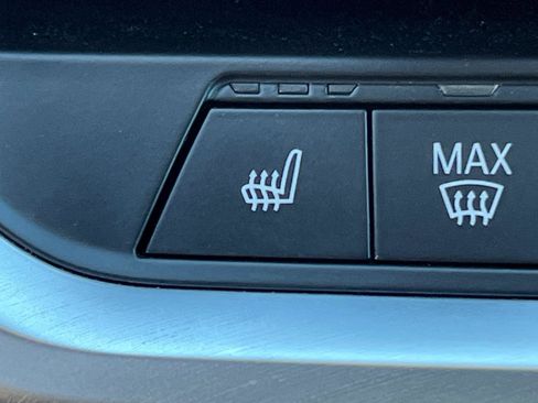 Used 2020 BMW 330i Sedan w/ Convenience Package image 31