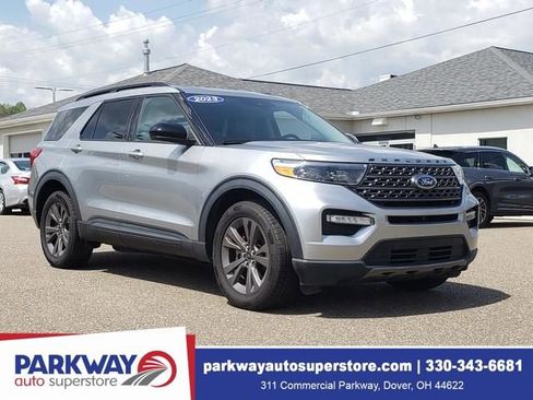 Used 2023 Ford Explorer XLT w/ Equipment Group 202A AWD/4WD image 1