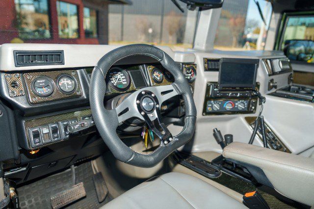 Used 2000 HUMMER H1 4-Door Wagon AWD/4WD image 13