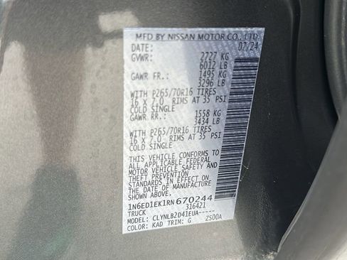 Used 2024 Nissan Frontier SV image 31