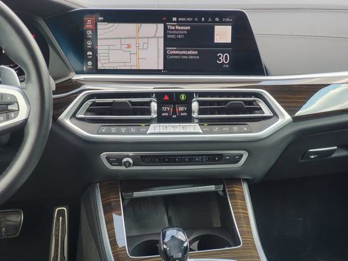 Used 2021 BMW X5 xDrive40i w/ M Sport Package AWD/4WD image 25