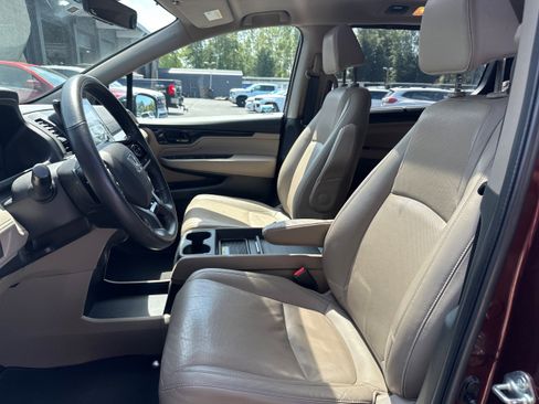 Used 2019 Honda Odyssey Elite image 9