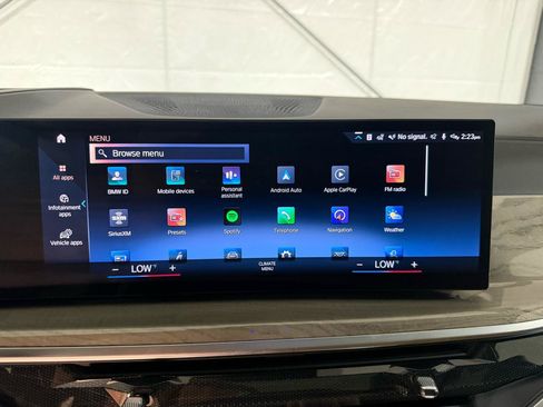 Used 2023 BMW X7 xDrive40i w/ M Sport Package AWD/4WD image 21