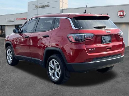 Used 2025 Jeep Compass Sport AWD/4WD image 5