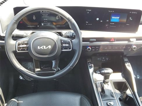 Used 2024 Kia Sorento S image 22
