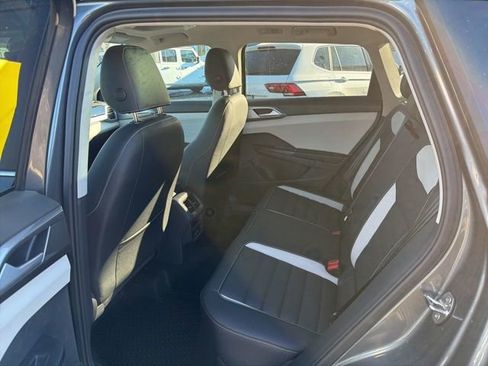 New 2026 Volkswagen Taos SEL AWD/4WD image 18