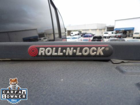 Used 2014 Ford F150 Platinum image 11