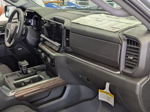 New 2026 Chevrolet Silverado 1500 RST w/ Convenience Package II AWD/4WD image 16
