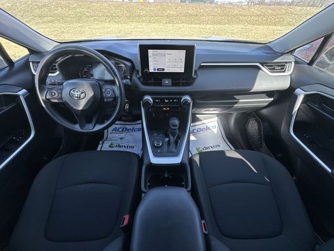 Used 2024 Toyota RAV4 LE image 20