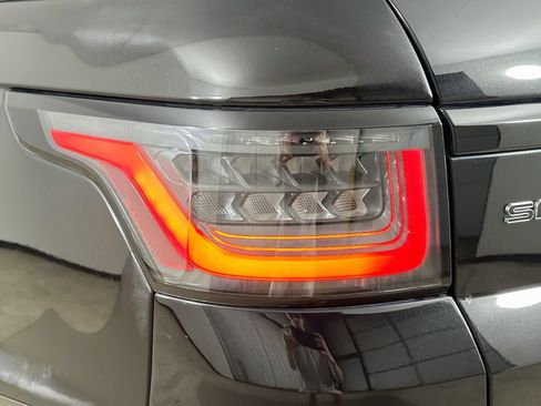 Used 2020 Land Rover Range Rover Sport HST AWD/4WD image 12