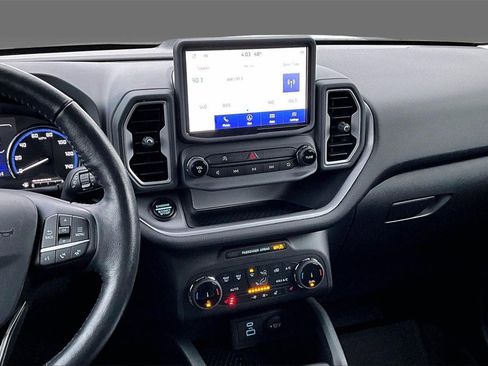 Used 2022 Ford Bronco Sport Outer Banks image 3