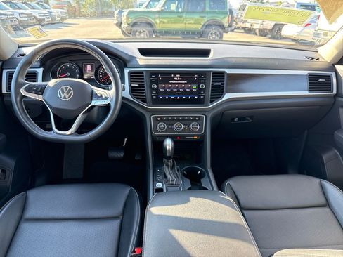 Used 2021 Volkswagen Atlas SE w/ Panoramic Sunroof Package image 5