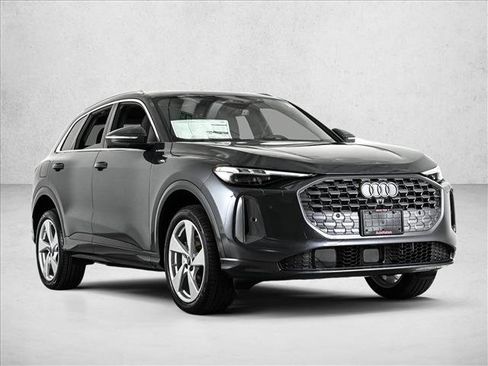 New 2025 Audi Q5 Premium Plus image 3