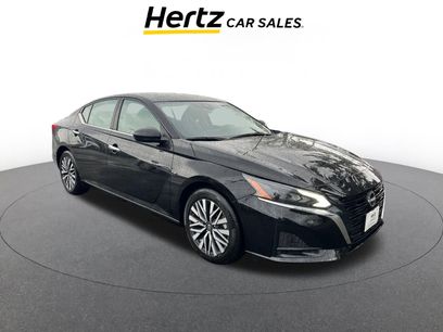 Used 2025 Nissan Altima 2.5 SV