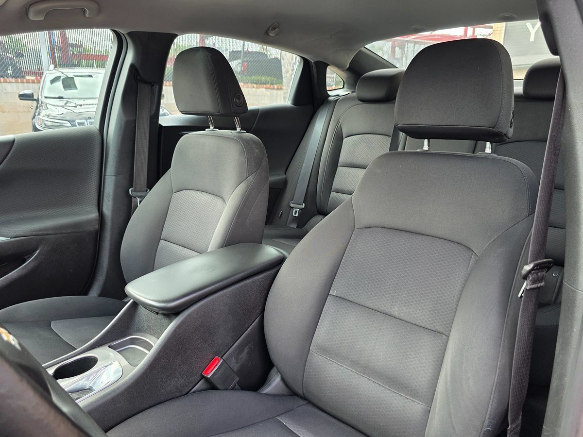 Used 2018 Chevrolet Malibu LS FWD image 22