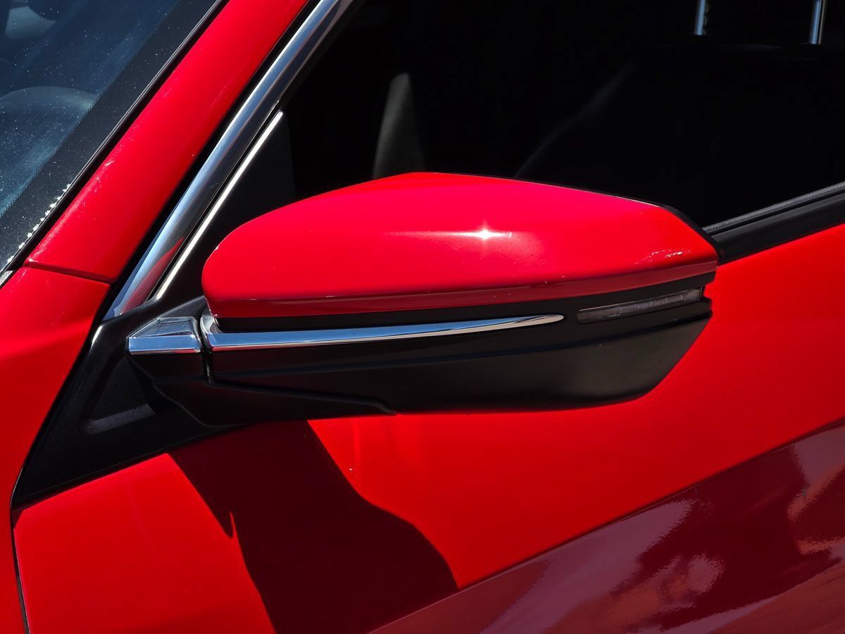 Used 2018 Honda Civic Touring image 8
