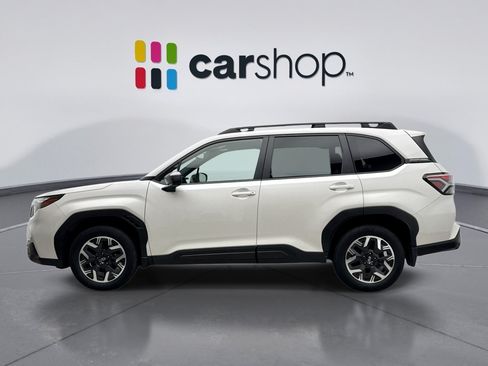 Used 2025 Subaru Forester Premium AWD/4WD image 2