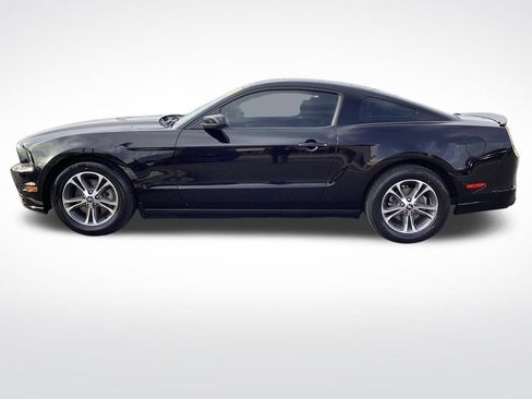 Used 2014 Ford Mustang Premium w/ Equipment Group 201A image 8