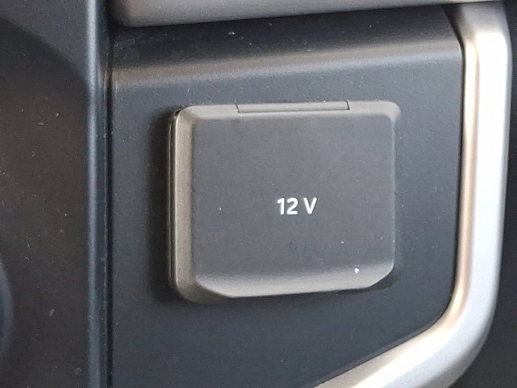 Used 2024 Ford Expedition XLT AWD/4WD image 24