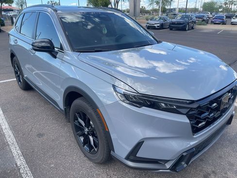 Certified 2025 Honda CR-V Sport image 3